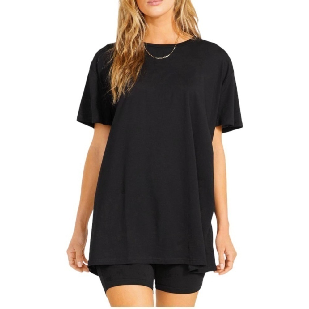 BB Dakota Cult Classic Black Tee